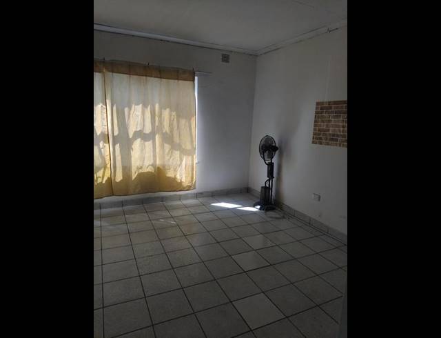 0 BEDROOM APARTMENT FOR SALE IN PRETORIA WEST